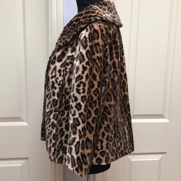 Chico’s short Coat ,Jacket,Size 0,swing, Cheetah - Picture 4 of 9